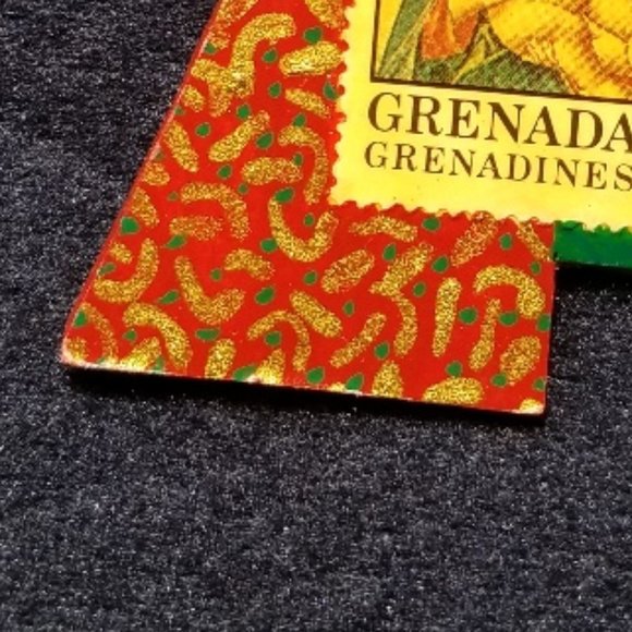Holiday Jewelry - Grenada 1975 Christmas Stamp Brooch - Picture 7 of 12